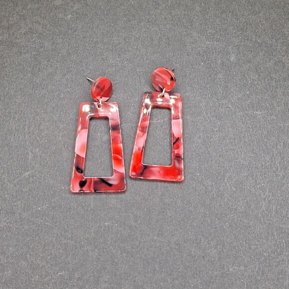 Red marble Style Crush Geometric Resin Abstract Earrings tortoise shell - Picture 3 of 4